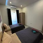 Diamonds Country-View Apt